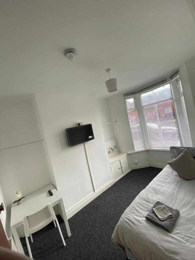 174 Boaler Street Hotel Liverpool Eksteriør billede